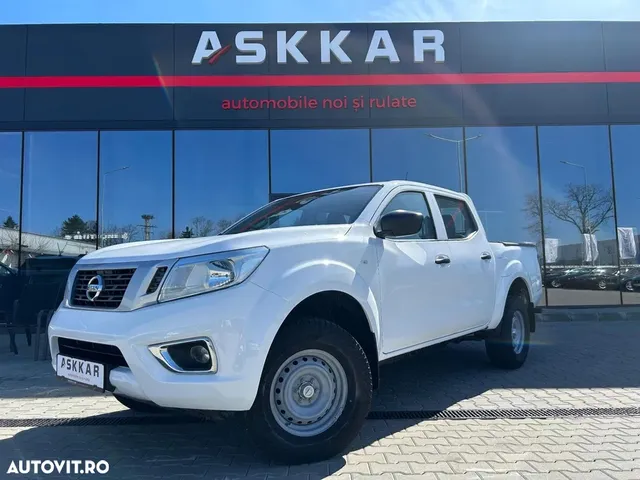 NISSAN NAVARA