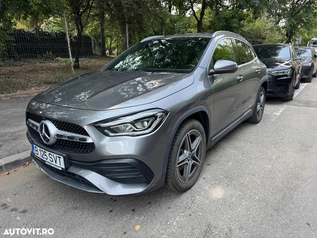 MERCEDES-BENZ GLA