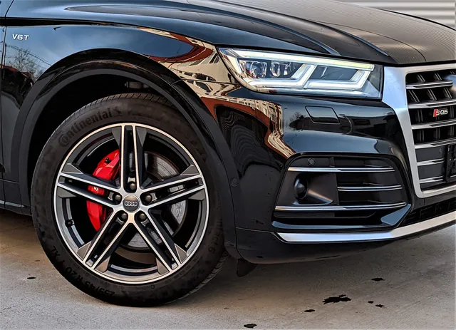 AUDI SQ5
