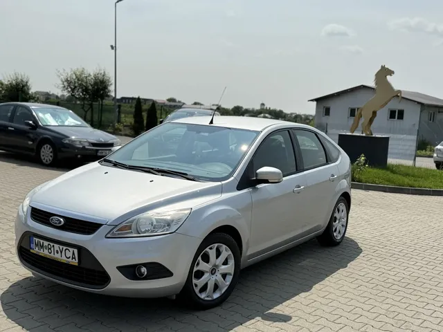 FORD FOCUS