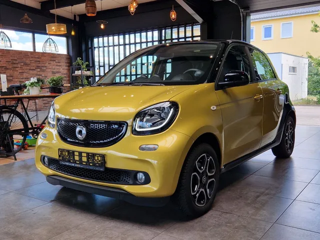 SMART FORFOUR