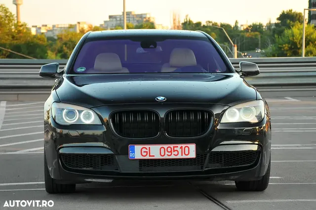 BMW 7 SERIES