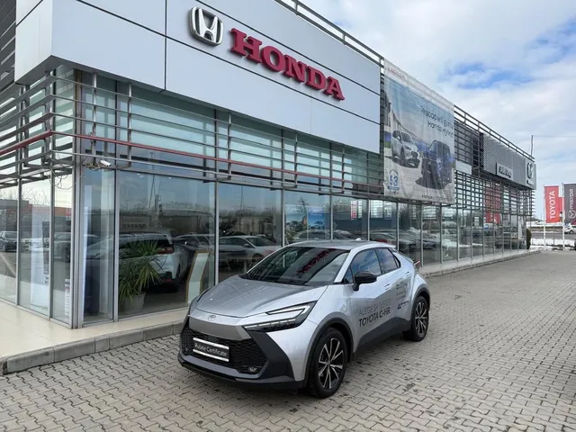 TOYOTA C-HR