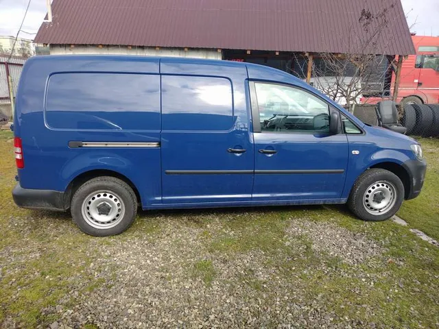 VOLKSWAGEN CADDY