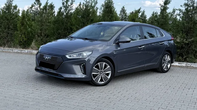 HYUNDAI IONIQ
