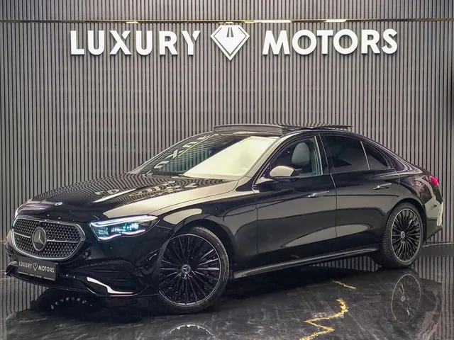 MERCEDES-BENZ E CLASS