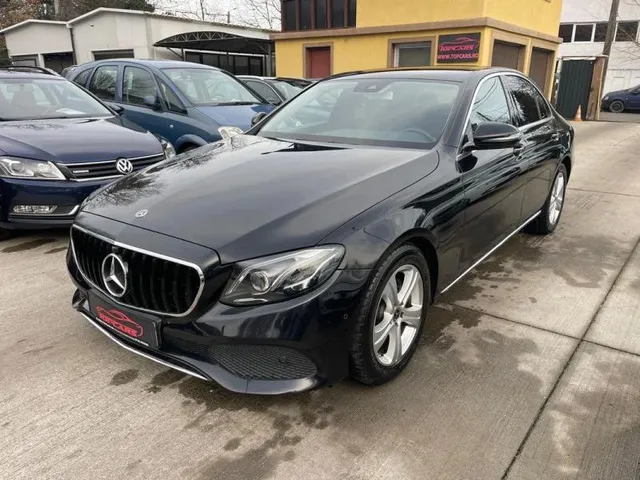 MERCEDES-BENZ E CLASS