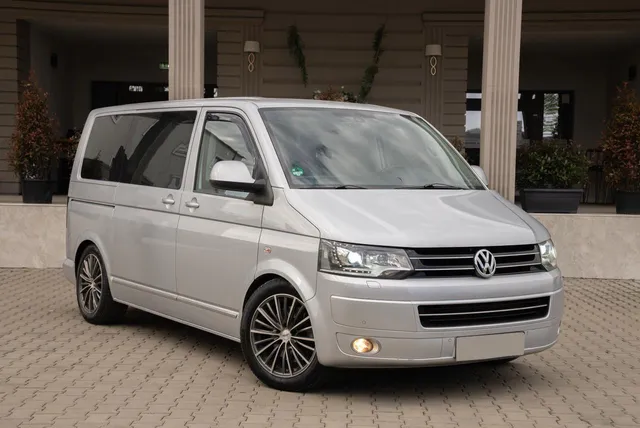 VOLKSWAGEN TRANSPORTER