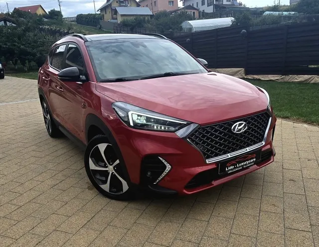 HYUNDAI TUCSON