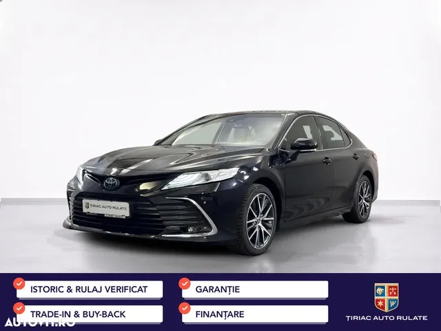 TOYOTA CAMRY