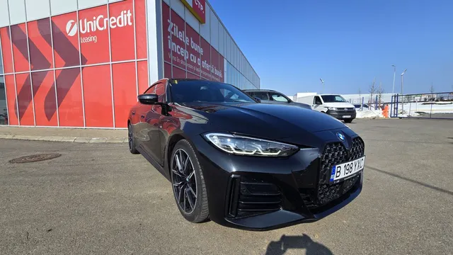 BMW 4 SERIES