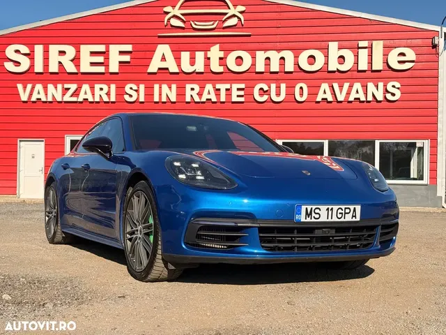 PORSCHE PANAMERA