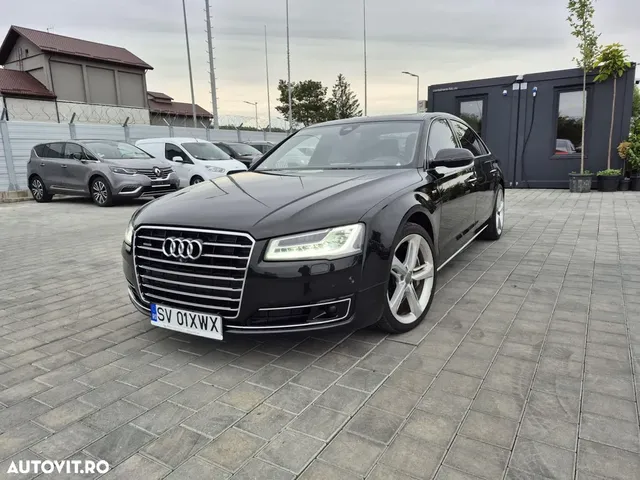 AUDI A8