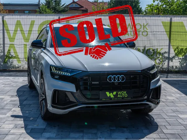 AUDI Q8