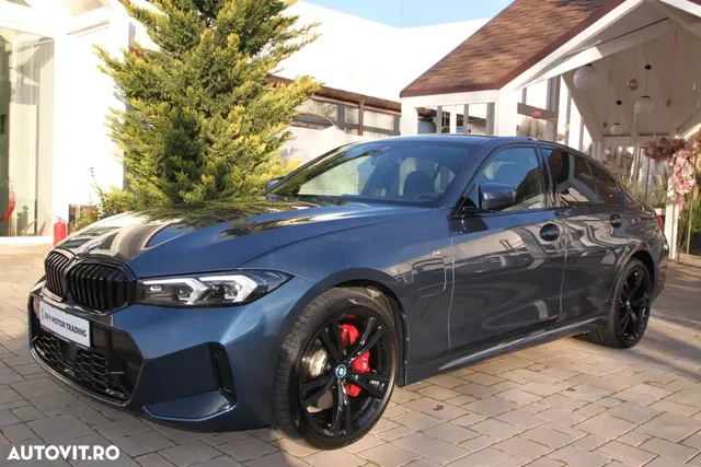 BMW 3 SERIES