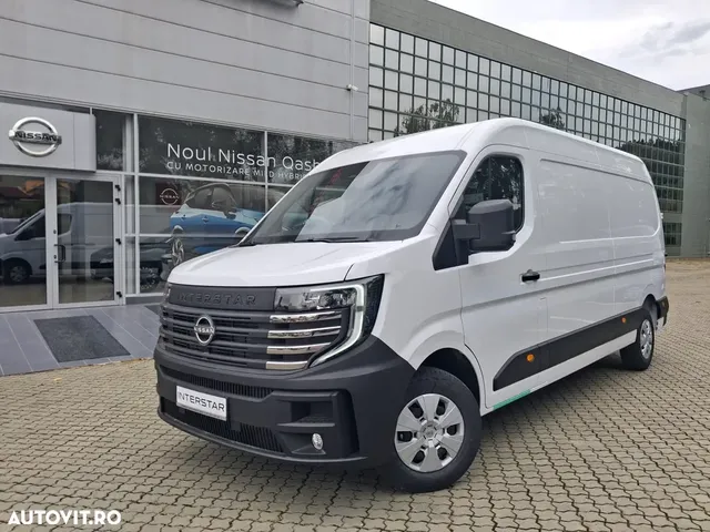 NISSAN INTERSTAR