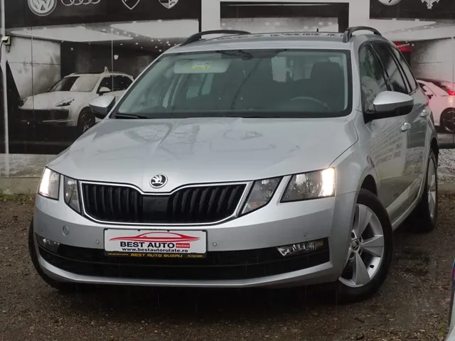 SKODA OCTAVIA