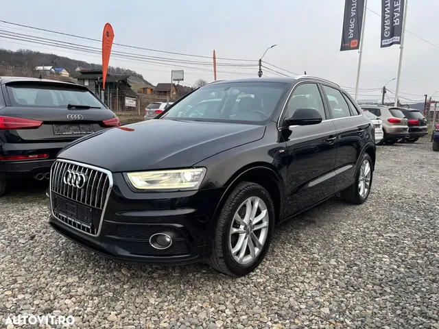 AUDI Q3