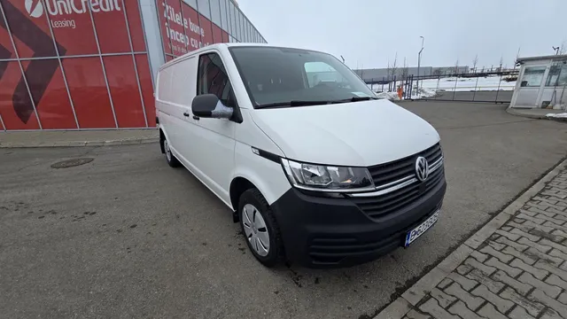 VOLKSWAGEN TRANSPORTER
