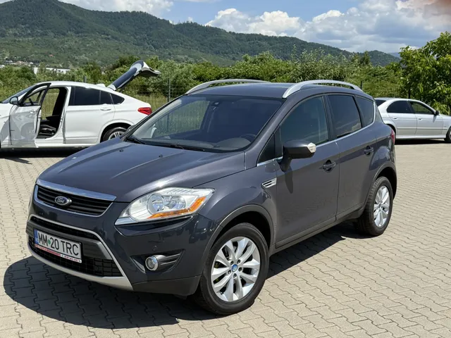 FORD KUGA