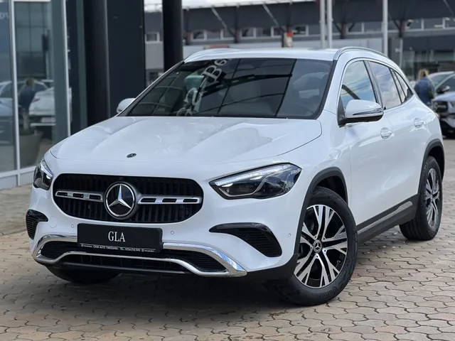 MERCEDES-BENZ GLA