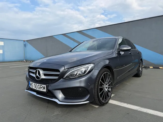 MERCEDES-BENZ C CLASS