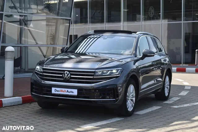 VOLKSWAGEN TOUAREG