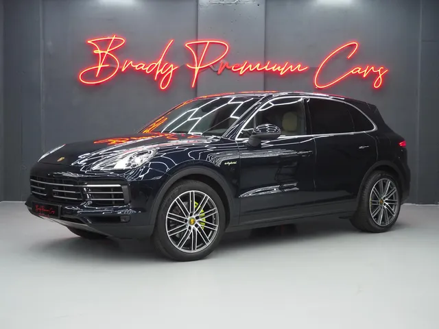 PORSCHE CAYENNE