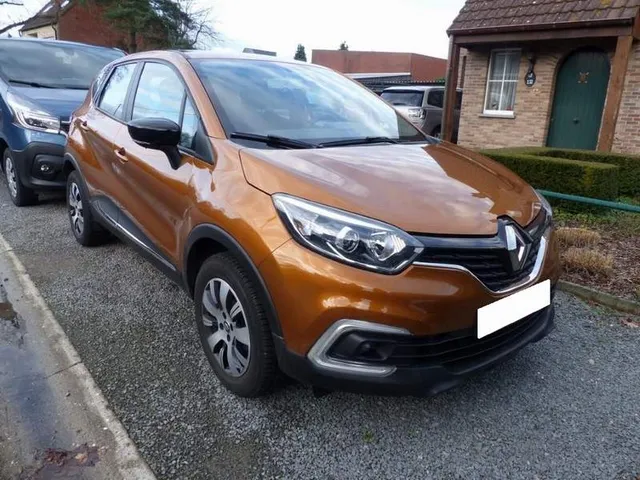 RENAULT CAPTUR