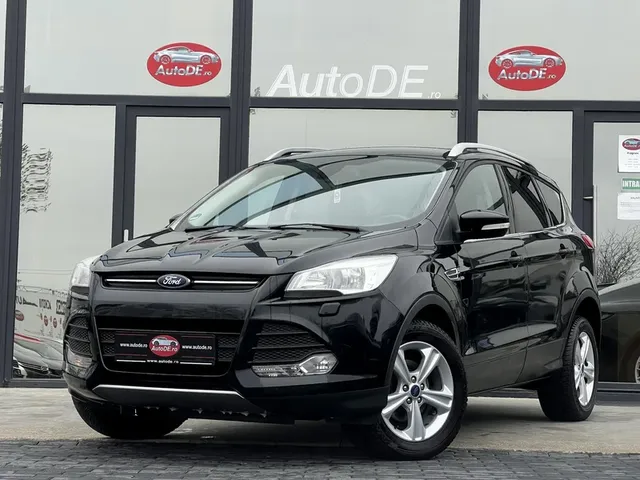 FORD KUGA
