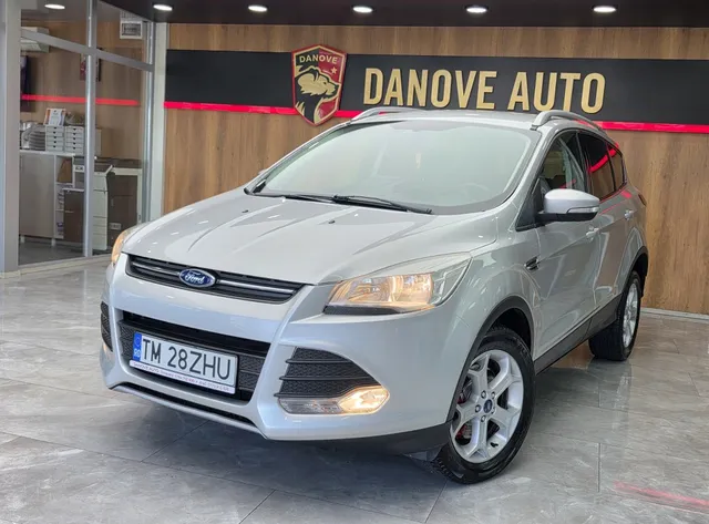 FORD KUGA