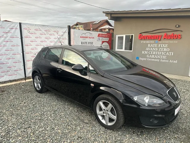 SEAT LEON