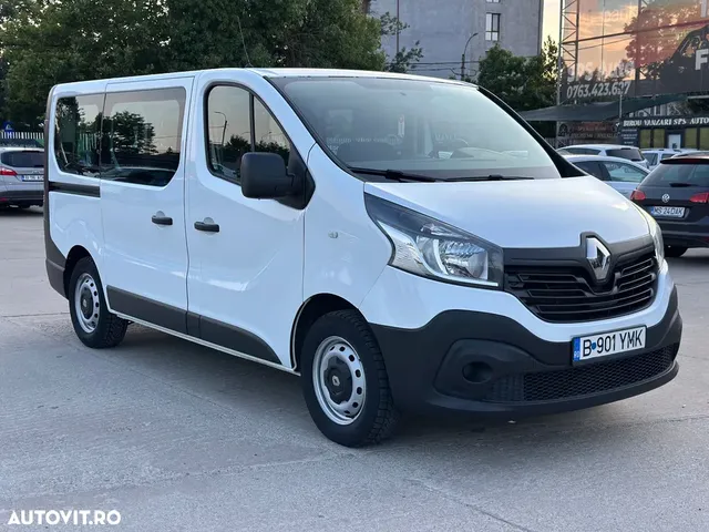 RENAULT TRAFIC