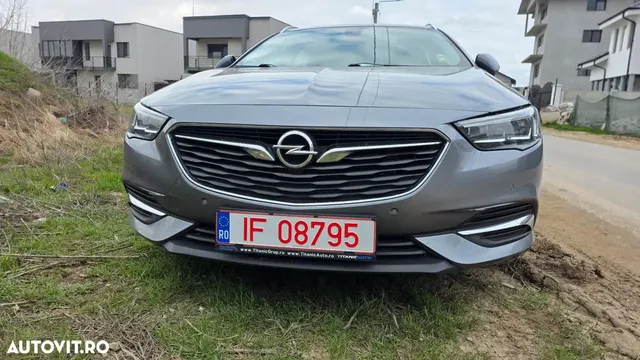 OPEL INSIGNIA