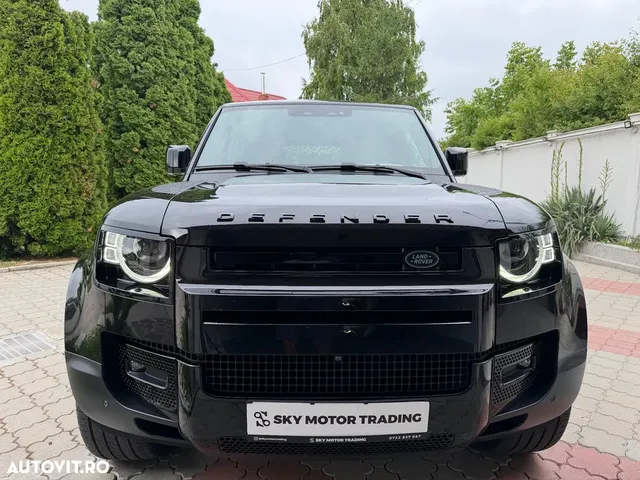 LAND ROVER DEFENDER
