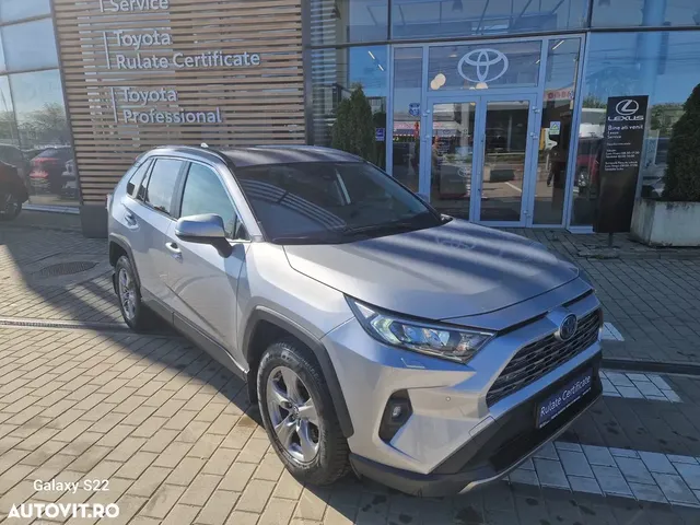 TOYOTA RAV4