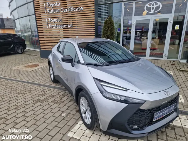 TOYOTA C-HR