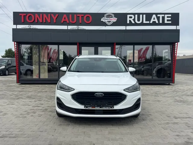 FORD FOCUS