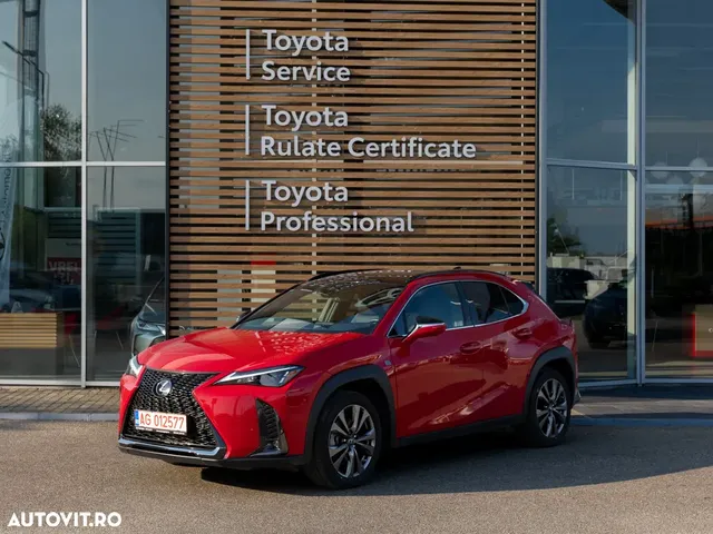 LEXUS UX