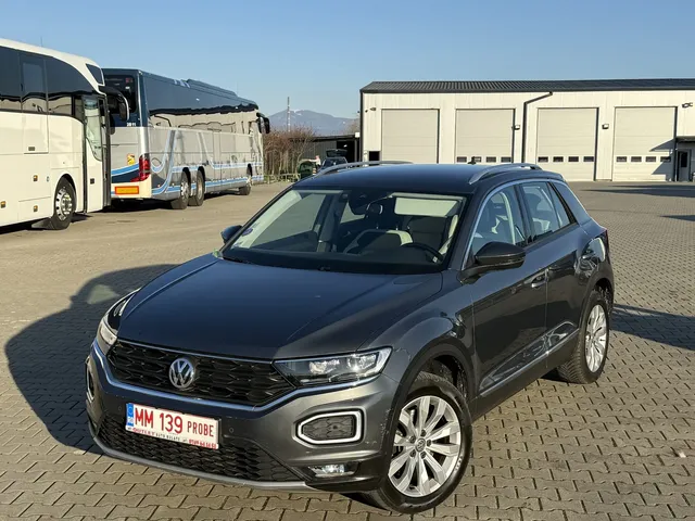 VOLKSWAGEN T-ROC