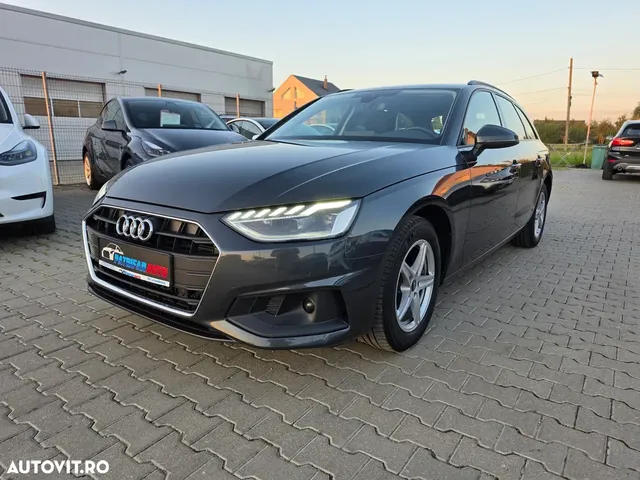 AUDI A4 AVANT