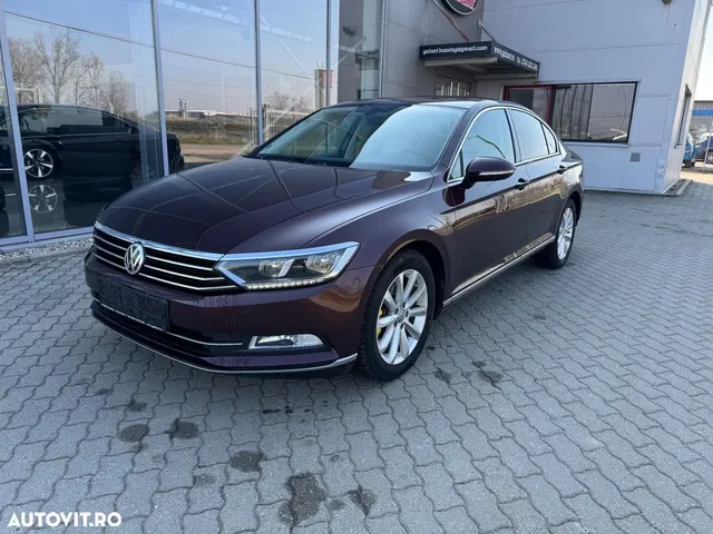 VOLKSWAGEN PASSAT