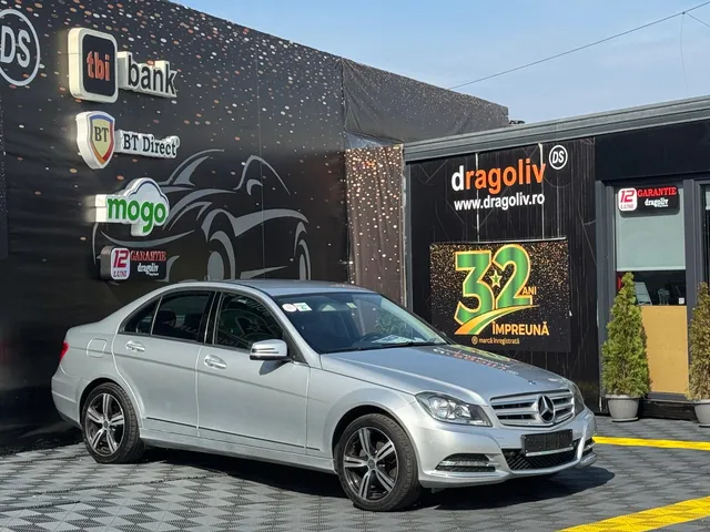 MERCEDES-BENZ C CLASS