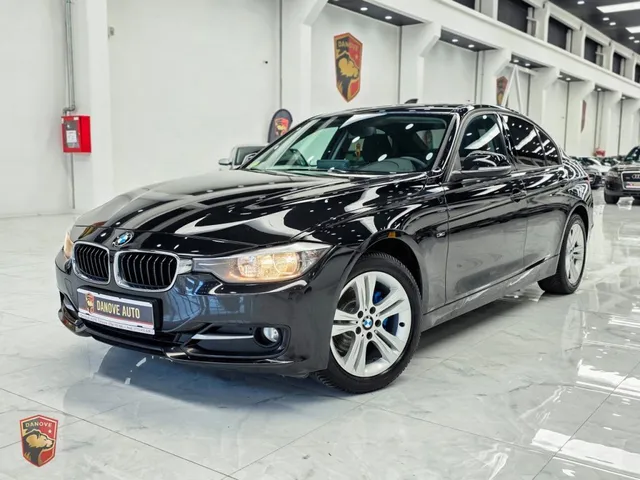 BMW 3 SERIES