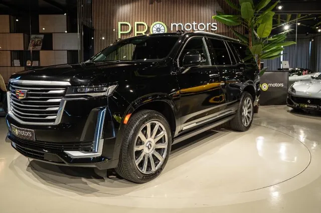 CADILLAC ESCALADE