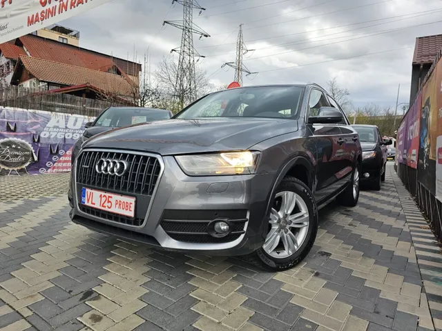 AUDI Q3