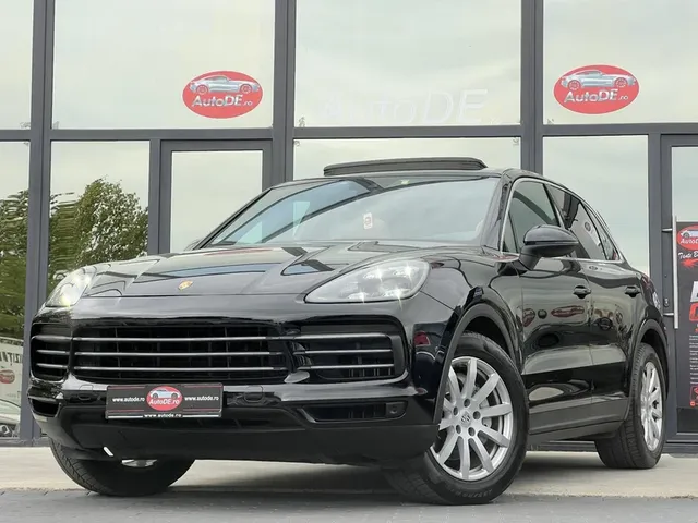 PORSCHE CAYENNE