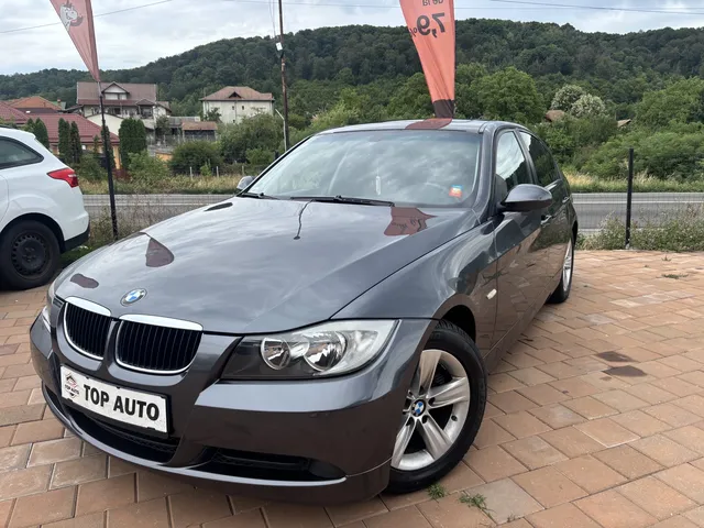BMW 3 SERIES