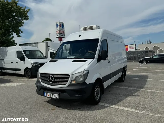 MERCEDES-BENZ SPRINTER