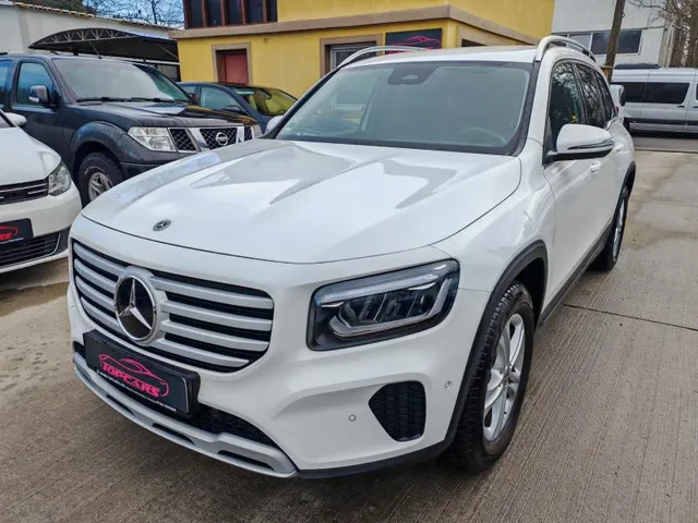 MERCEDES-BENZ GLB